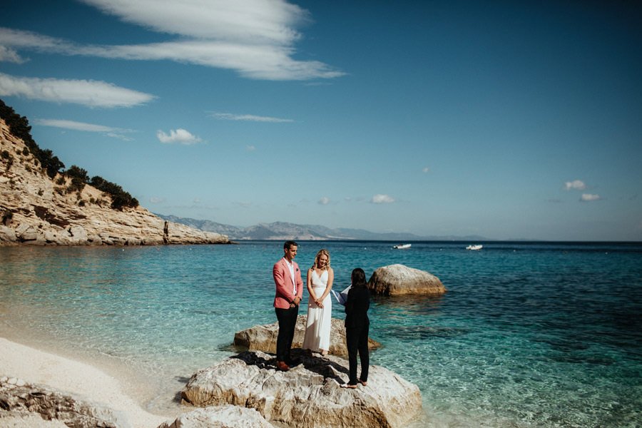 elopement beach sardinia