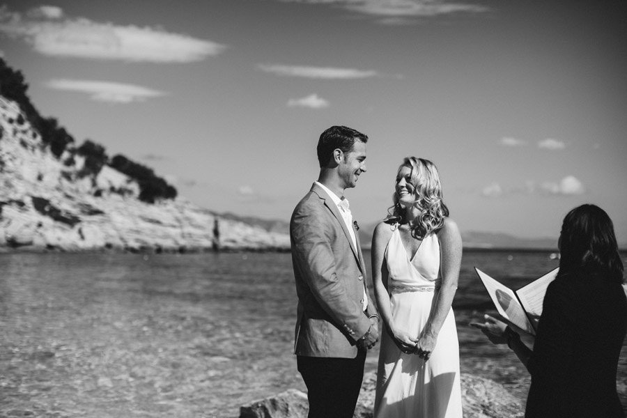 elopement beach sardinia