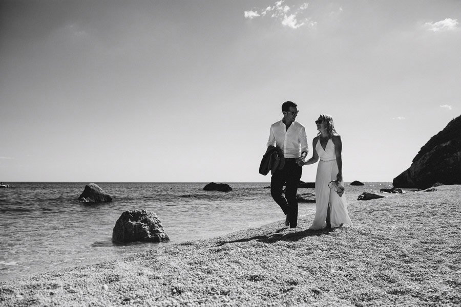 beach ceremony in sardinia