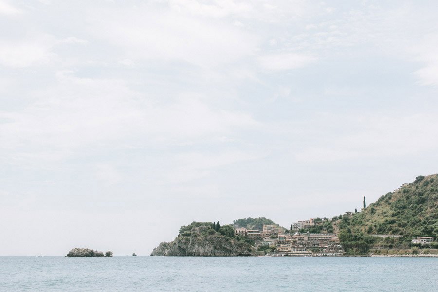 getting married in taormina