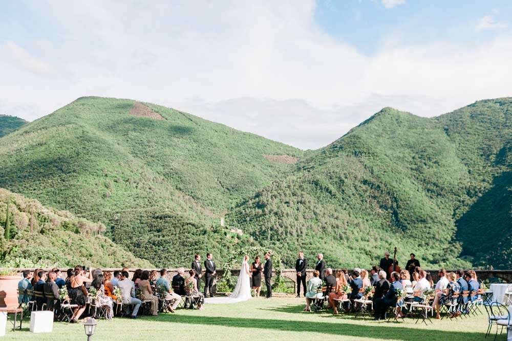 destination wedding in umbria